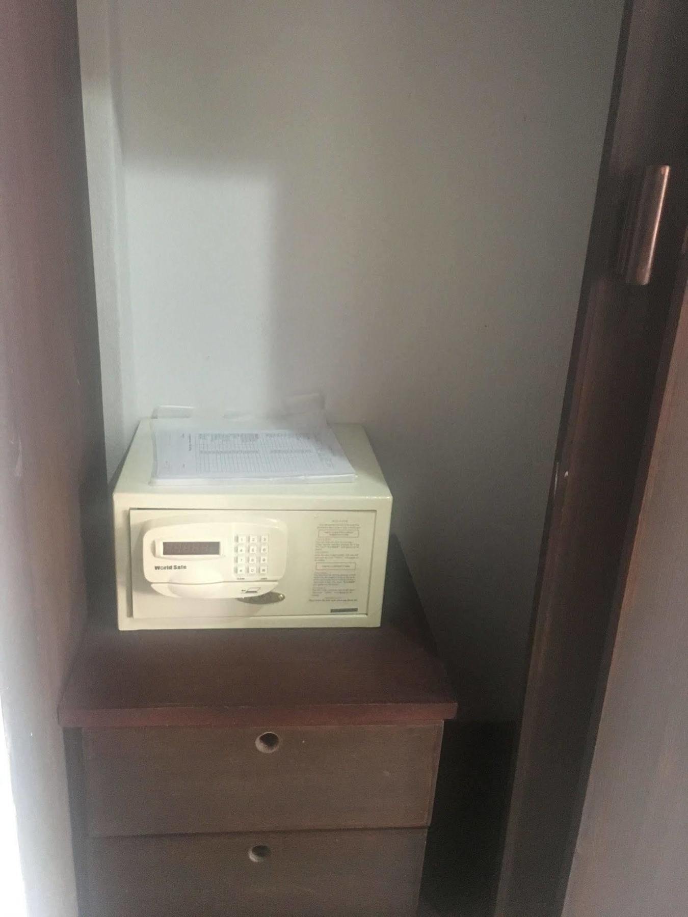 Av Hotel ビエンチャン エクステリア 写真