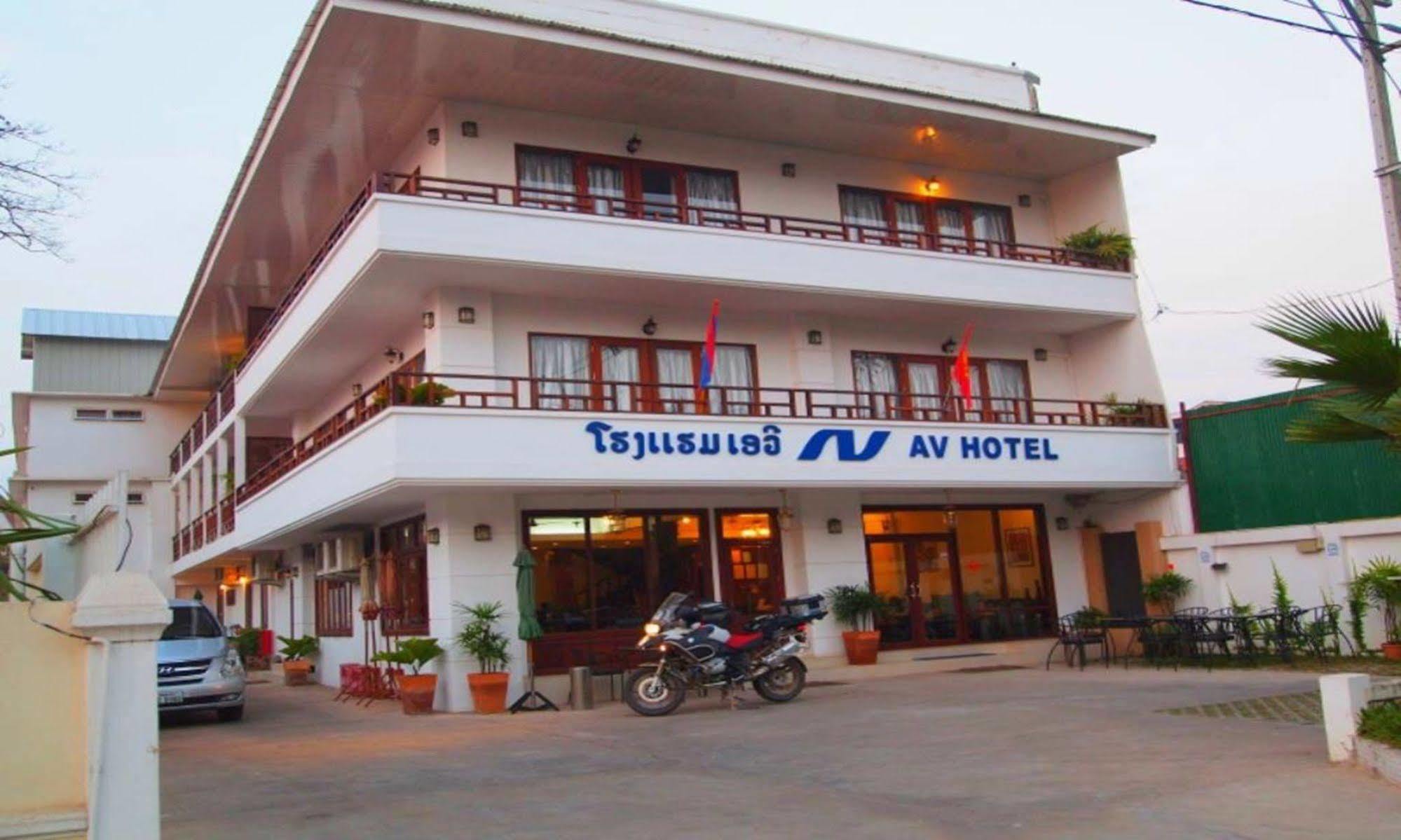 Av Hotel ビエンチャン エクステリア 写真